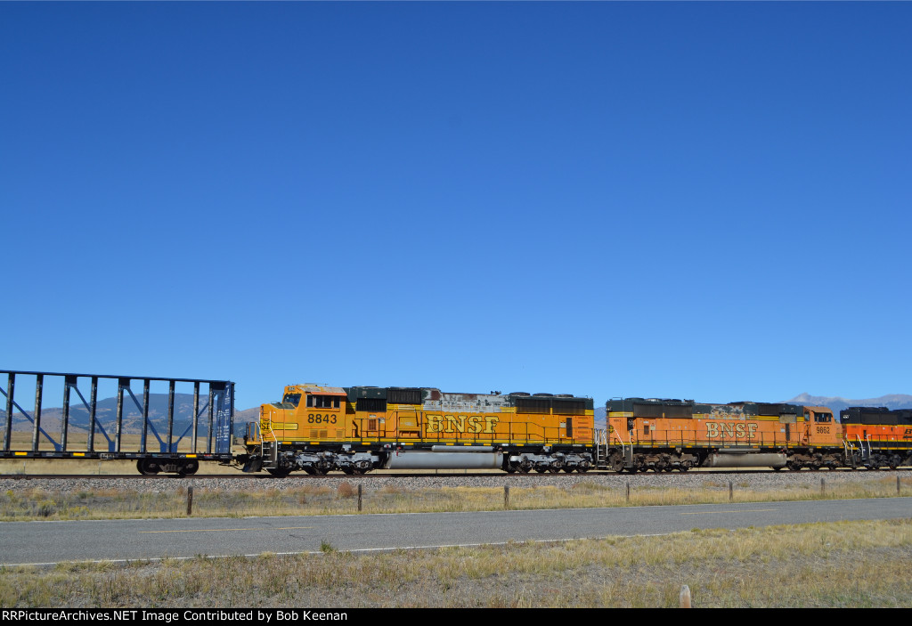 BNSF 8843